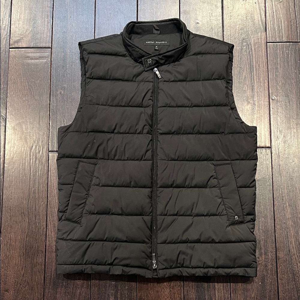 Robert Barakett vest.